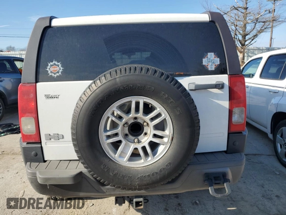2006 Hummer H3 with VIN 5GTDN136968117085, listed as a Copart auction lot 83973934 with Not Provided miles and Salvage Title. Bid and sale history available at DreamBid. Image 6.