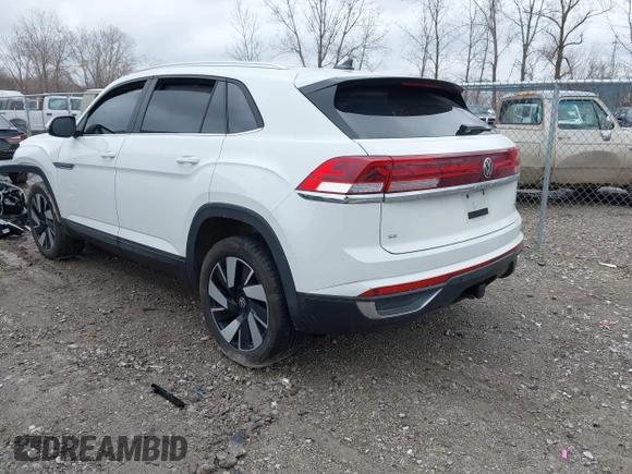 2024 Volkswagen Atlas SE with VIN 1V2KE2CA3RC235187, listed as a IAAI auction lot 42017847 with 12,575 mi miles and . Bid and sale history available at DreamBid. Image 3.
