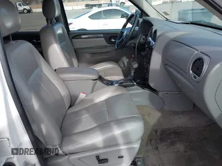 2008 GMC Envoy SLE1 with VIN 1GKDS13S482171739, listed as a IAAI auction lot 41613890 with 233,268 mi miles and . Bid and sale history available at DreamBid. Image 5.