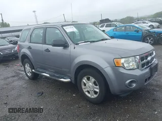 2008 Ford Escape XLS с VIN 1FMCU92Z08KE45688, выставлен на аукционе IAAI как лот 42275426 с пробегом Не указан миль и . История ставок и продаж доступна на DreamBid. Изображение 1.