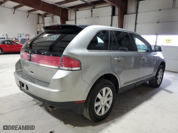 2008 Lincoln MKX with VIN 2LMDU68C48BJ27058, listed as a Copart auction lot 51460845 with 187,132 mi miles and Salvage Title. Bid and sale history available at carsss.com. Image 3.