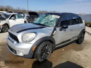 2011 MINI Countryman S with VIN WMWZC5C56BWL53116, listed as a Copart auction lot 47402255 with 171,320 mi miles and Non Repairable. Bid and sale history available at DreamBid. Image 1.
