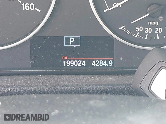 2015 BMW 3 Series 328i with VIN WBA3A5C55FF608159, listed as a IAAI auction lot 41255978 with 199,024 mi miles. Bid and sale history available at carsss.com. Image 15.