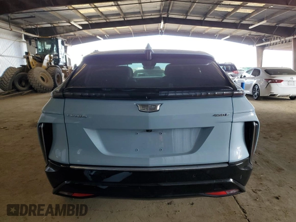2024 Cadillac LYRIQ Luxury z VIN 1GYKPSRK0RZ105290, wystawiony jako Copart lot #50033015 z przebiegiem Nie podano mil oraz Szkoda całkowita • Salvage title. Historia ofert i sprzedaży dostępna na DreamBid. Obrazek 6.