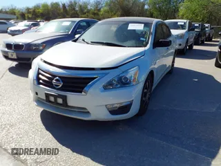 2015 Nissan Altima S with VIN 1N4AL3AP9FN320475, listed as a IAAI auction lot 41875010 with 144,899 mi miles and . Bid and sale history available at DreamBid. Image 2.