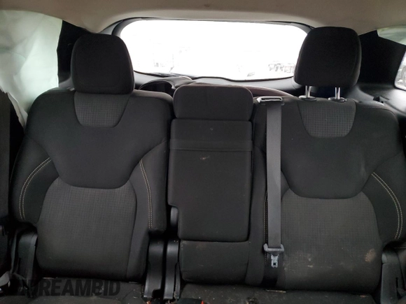 2015 Jeep Cherokee Latitude with VIN 1C4PJLCB9FW706934, listed as a Copart auction lot 52696105 with 125,205 mi miles and Salvage Title. Bid and sale history available at DreamBid. Image 10.