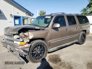 2004 Chevrolet Suburban LT with VIN 1GNFK16Z14J123135, listed as a Copart auction lot 70908164 with 253,555 mi miles and Salvage Title. Bid and sale history available at carsss.com. Image 1.