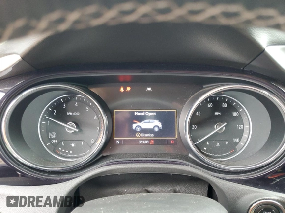 2021 Buick Encore GX Select with VIN KL4MMDS25MB072229, listed as a Copart auction lot 60198005 with 39,401 mi miles and Salvage title. Bid and sale history available at DreamBid. Image 9.