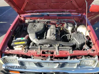 1993 Nissan Frontier z VIN 1N6SD11S4PC374250, wystawiony jako Copart lot #49657035 z przebiegiem 256 145 mil mil oraz Czysty tytuł • Clean title. Historia ofert i sprzedaży dostępna na DreamBid. Obrazek 11.