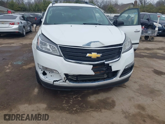2016 Chevrolet Traverse LS with VIN 1GNKRFKD2GJ322409, listed as a IAAI auction lot 41801460 with 227,212 mi miles. Bid and sale history available at carsss.com. Image 6.