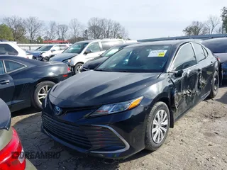 2022 Toyota Camry Hybrid LE with VIN 4T1C31AK1NU579117, listed as a IAAI auction lot 41575058 with 198,792 mi miles. Bid and sale history available at carsss.com. Image 17.