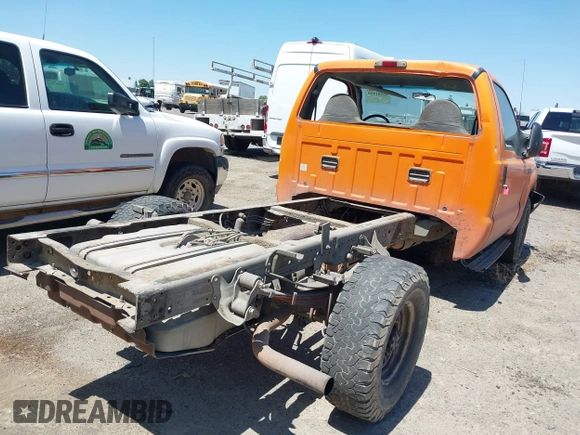 2003 Ford F-350 с VIN 1FDSF34L23EC39582, выставлен на аукционе IAAI как лот 42581958 с пробегом Не указан миль и . История ставок и продаж доступна на DreamBid. Изображение 4.