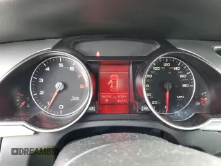 2012 Audi A5 Premium Plus с VIN WAULFAFH3CN000190, выставлен на аукционе Copart как лот 45722775 с пробегом 98 393 миль миль и Списание • Salvage title. История ставок и продаж доступна на DreamBid. Изображение 9.
