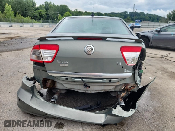 2008 Mercury Milan Premier with VIN 3MEHM08158R612628, listed as a Copart auction lot 62426525 with 134,159 mi miles and Non repairable. Bid and sale history available at DreamBid. Image 6.