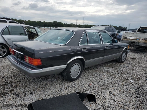 1987 Mercedes-Benz 420 Series 420SEL with VIN WDBCA35D6HA331483, listed as a Copart auction lot 71795554 with NaN miles and Clean Title. Bid and sale history available at carsss.com. Image 3.