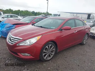 2013 Hyundai Sonata Limited with VIN 5NPEC4AB1DH799154, listed as a IAAI auction lot 42237944 with 105,188 mi miles and . Bid and sale history available at carsss.com. Image 2.