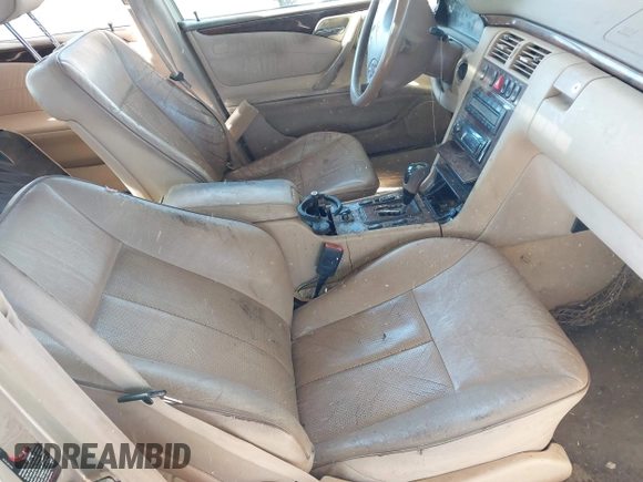 2001 Mercedes-Benz E-Class with VIN WDBJF65J11B232599, listed as a IAAI auction lot 41517879 with 173,366 mi miles. Bid and sale history available at carsss.com. Image 5.