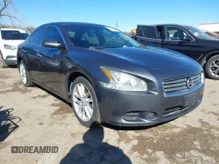 2012 Nissan Maxima SV z VIN 1N4AA5AP6CC848516, wystawiony jako IAAI lot #41711233 z przebiegiem 164 170 mil mil oraz . Historia ofert i sprzedaży dostępna na DreamBid. Obrazek 1.