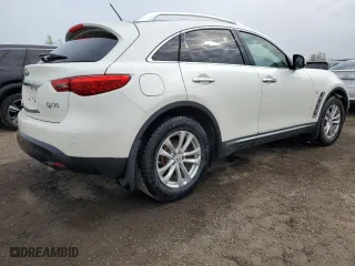 2017 Infiniti QX70 with VIN JN8CS1MW6HM410547, listed as a Copart auction lot 55071474 with 101,911 mi miles and Salvage Title. Bid and sale history available at carsss.com. Image 3.