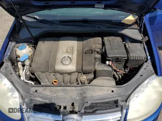 2008 Volkswagen Jetta SE z VIN 3VWRM71KX8M141684, wystawiony jako Copart lot #59432375 z przebiegiem 171 936 mil mil oraz Czysty tytuł • Clean title. Historia ofert i sprzedaży dostępna na DreamBid. Obrazek 11.