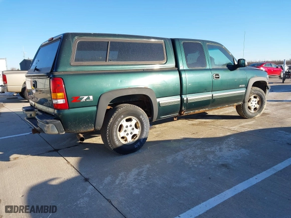 2001 Chevrolet Silverado 1500 LT with VIN 2GCEK19T811310180, listed as a IAAI auction lot 41443925 with 282,444 mi miles. Bid and sale history available at carsss.com. Image 4.