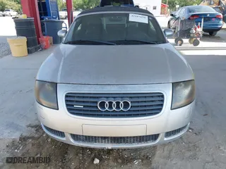 2001 Audi TT with VIN TRUUT28N811000964, listed as a IAAI auction lot 42107658 with 101,629 mi miles. Bid and sale history available at carsss.com. Image 6.