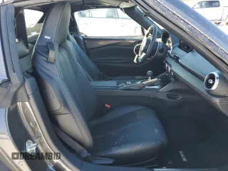 2024 Mazda MX-5 Miata Grand Touring z VIN JM1NDAM73R0607806, wystawiony jako Copart lot #88531435 z przebiegiem 3 089 mil mil oraz Szkoda całkowita • Salvage title. Historia ofert i sprzedaży dostępna na DreamBid. Obrazek 10.
