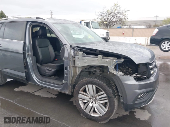 2019 Volkswagen Atlas SE with VIN 1V2WR2CA9KC503400, listed as a IAAI auction lot 41920119 with 91,208 mi miles and . Bid and sale history available at DreamBid. Image 6.