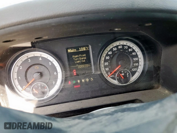 2015 Ram 2500 Tradesman with VIN 3C6TR5HT4FG594067, listed as a Copart auction lot 61798075 with 225,639 mi miles and Clean title. Bid and sale history available at DreamBid. Image 9.