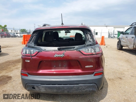 2019 Jeep Cherokee Latitude Plus z VIN 1C4PJLLB1KD220432, wystawiony jako IAAI lot #42395512 z przebiegiem 120 011 mil mil oraz . Historia ofert i sprzedaży dostępna na DreamBid. Obrazek 15.
