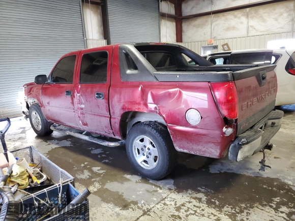 2004 Chevrolet Avalanche z VIN 3GNEC12TX4G215422, wystawiony jako Copart lot #44865345 z przebiegiem 200 240 mil mil oraz Czysty tytuł • Clean title. Historia ofert i sprzedaży dostępna na DreamBid. Obrazek 2.