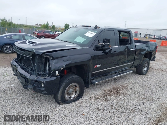 2019 Chevrolet Silverado 2500HD LTZ with VIN 1GC1KTEY5KF151527, listed as a IAAI auction lot 37045890 with 120,233 mi miles. Bid and sale history available at carsss.com. Image 17.