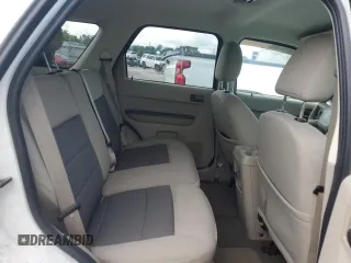 2008 Ford Escape XLT z VIN 1FMCU93148KC65770, wystawiony jako Copart lot #58377915 z przebiegiem 160 856 mil mil oraz Szkoda całkowita • Salvage title. Historia ofert i sprzedaży dostępna na DreamBid. Obrazek 11.