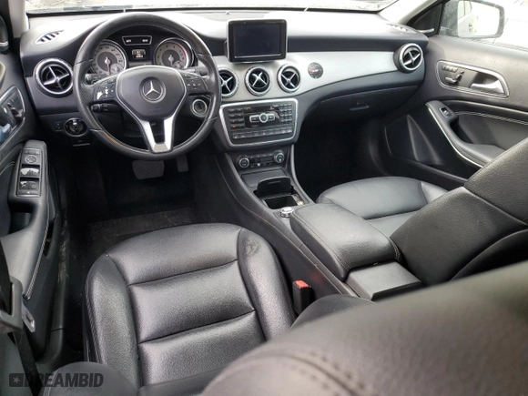2015 Mercedes-Benz GLA-Class GLA 250 with VIN WDCTG4GB7FJ075296, listed as a Copart auction lot 43668135 with 169,015 mi miles and Clean Title. Bid and sale history available at carsss.com. Image 8.