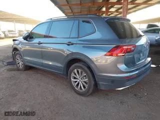 2018 Volkswagen Tiguan S with VIN 3VV1B7AX6JM024225, listed as a IAAI auction lot 41751253 with 53,317 mi miles. Bid and sale history available at carsss.com. Image 3.