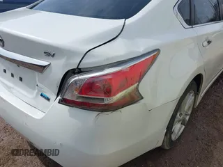 2014 Nissan Altima SL with VIN 1N4AL3AP6EN211485, listed as a IAAI auction lot 41400762 with 135,917 mi miles and . Bid and sale history available at DreamBid. Image 6.