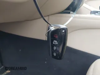 2016 Hyundai Genesis 3.8L z VIN KMHGN4JE7GU115307, wystawiony jako IAAI lot #41457690 z przebiegiem 55 515 mil mil oraz . Historia ofert i sprzedaży dostępna na DreamBid. Obrazek 11.