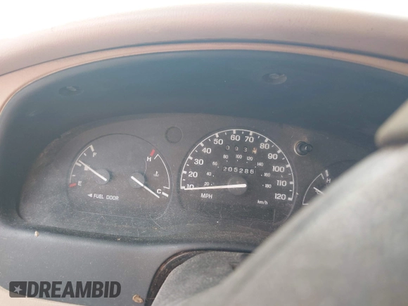1998 Ford Ranger XL with VIN 1FTYR10C7WUA32955, listed as a IAAI auction lot 41930750 with 205,286 mi miles and . Bid and sale history available at DreamBid. Image 7.