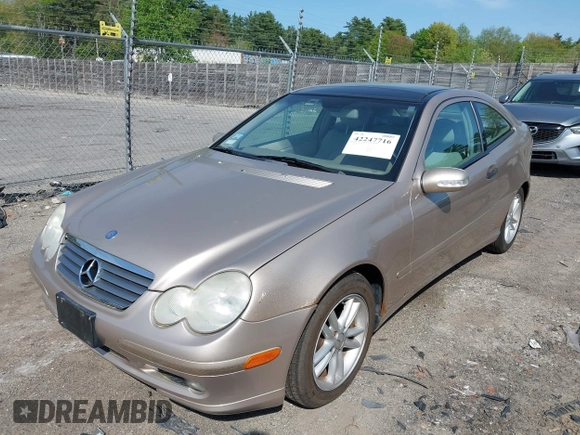 2002 Mercedes-Benz C 230/260/280/320 с VIN WDBRN47J32A235373, выставлен на аукционе IAAI как лот 42247716 с пробегом 76 306 миль миль и . История ставок и продаж доступна на DreamBid. Изображение 2.