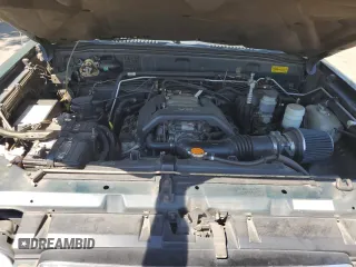 1999 Isuzu Trooper S с VIN JACDJ58X6X7913469, выставлен на аукционе Copart как лот 74690934 с пробегом 202 379 миль миль и Списание • Salvage title. История ставок и продаж доступна на DreamBid. Изображение 12.