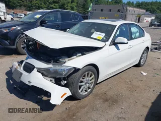 2016 BMW 3 Series 320i xDrive с VIN WBA8E5G59GNT94515, выставлен на аукционе IAAI как лот 42548876 с пробегом 72 804 миль миль и . История ставок и продаж доступна на DreamBid. Изображение 18.