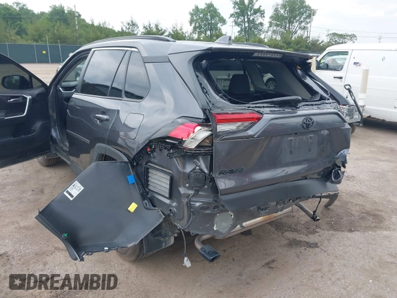 2024 Toyota RAV4 XLE with VIN 2T3P1RFV4RC463790, listed as a IAAI auction lot 42450962 with 22,918 mi miles and . Bid and sale history available at DreamBid. Image 6.