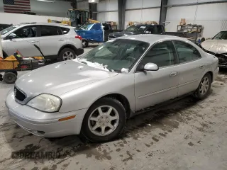 2000 Mercury Sable GS with VIN 1MEFM50U5YG601095, listed as a Copart auction lot 46221875 with 125,321 mi miles and Salvage Title. Bid and sale history available at carsss.com. Image 1.