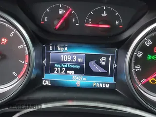 2018 Buick Regal Essence with VIN W04GV8SX1J1081380, listed as a IAAI auction lot 41996285 with 83,437 mi miles and . Bid and sale history available at DreamBid. Image 16.
