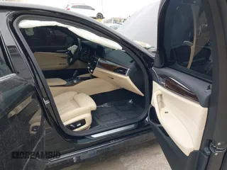 2019 BMW 5 Series 530i xDrive with VIN WBAJA7C50KWW38148, listed as a IAAI auction lot 41707858 with Not Provided miles and . Bid and sale history available at DreamBid. Image 5.
