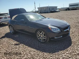 2016 Mercedes-Benz SLK 300 z VIN WDDPK3JA8GF117436, wystawiony jako Copart lot #51942404 z przebiegiem 41 274 mil mil oraz . Historia ofert i sprzedaży dostępna na DreamBid. Obrazek 4.