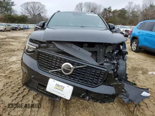 2024 Volvo XC40 Core Bright Theme с VIN YV4L12UK5R2334069, выставлен на аукционе Copart как лот 86729964 с пробегом 15 762 миль миль и Списание • Salvage title. История ставок и продаж доступна на DreamBid. Изображение 5.