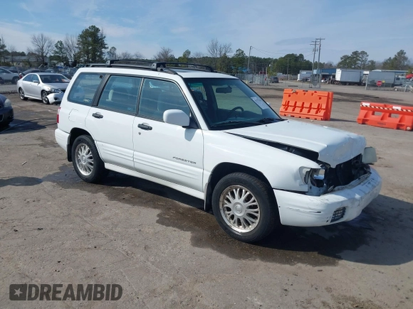 2001 Subaru Forester S w/Premium Pkg with VIN JF1SF65621H759426, listed as a IAAI auction lot 41577130 with 192,910 mi miles. Bid and sale history available at carsss.com. Image 1.
