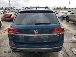 2018 Volkswagen Atlas SE with VIN 1V2FR2CA3JC557502, listed as a Copart auction lot 79512704 with 175,597 mi miles and Non repairable. Bid and sale history available at DreamBid. Image 6.