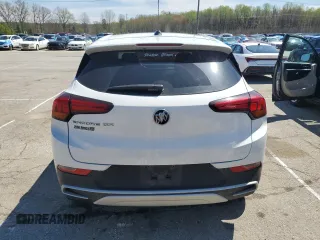 2023 Buick Encore GX Preferred z VIN KL4MMBS20PB023089, wystawiony jako Copart lot #52023105 z przebiegiem 59 065 mil mil oraz Szkoda całkowita • Salvage title. Historia ofert i sprzedaży dostępna na DreamBid. Obrazek 6.